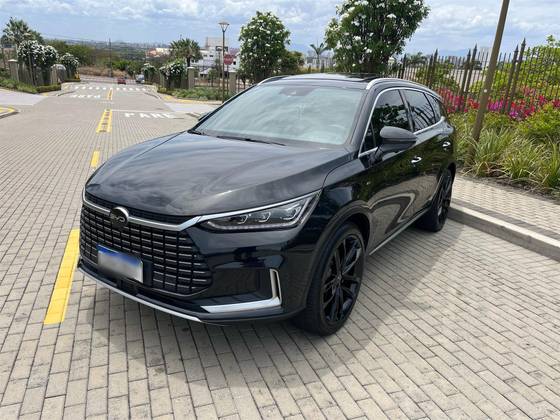 BYD TAN ELÉTRICO AWD